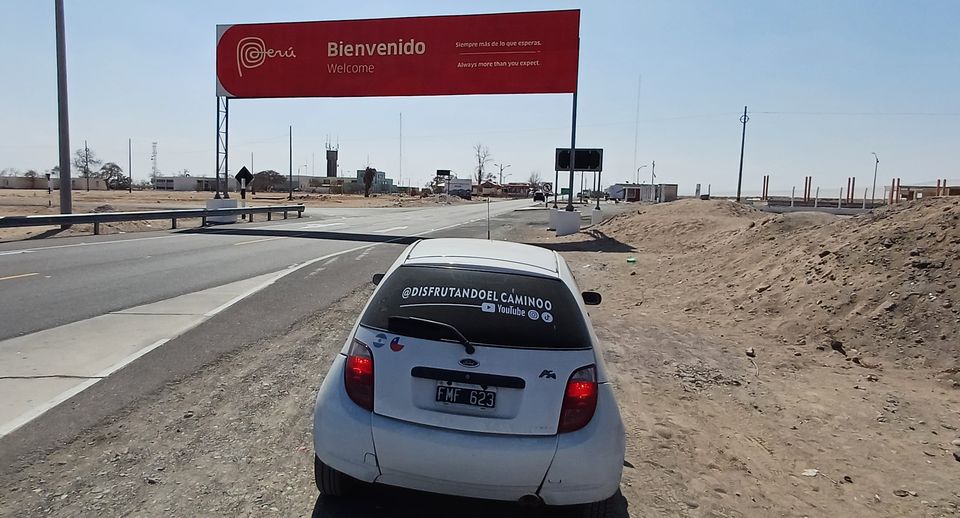 Cartel Bienvenido a Perú,